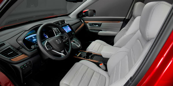 Interior view of 2020 Honda CR-V Hybrid