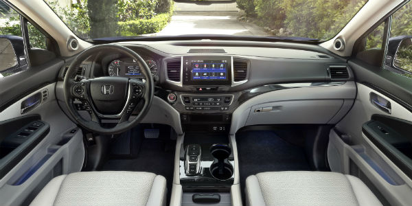 Interior view of 2020 Honda Ridgeline