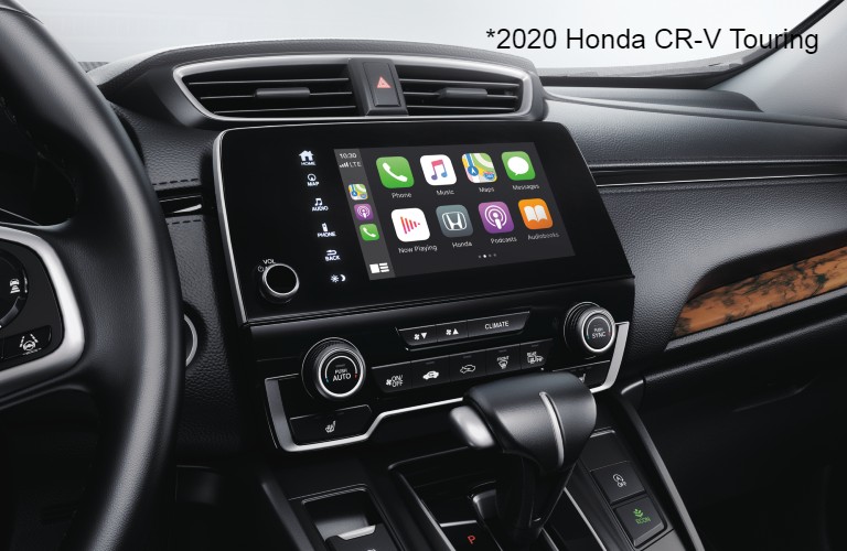 Infotainment center in 2020 Honda CR-V Touring