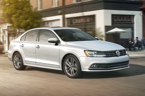 What engines are available on the 2018 Volkswagen Jetta?
