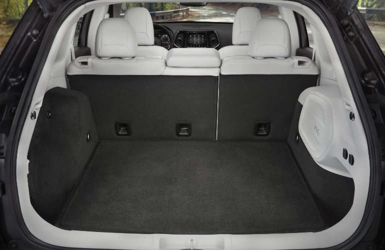 2019 jeep cherokee cargo cover